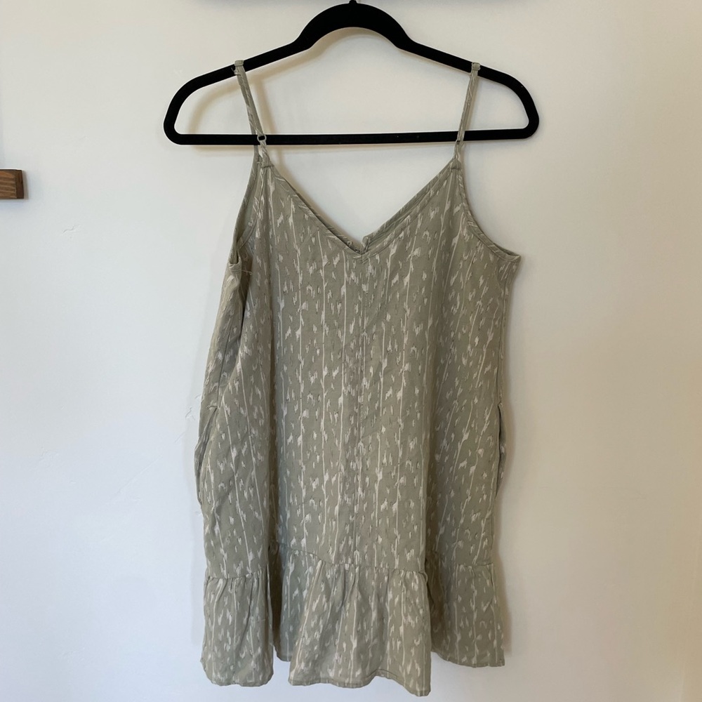 Patterned Short Dress - Picture 4 of 4